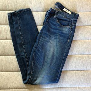 BLANK NYC | Straight Leg Blue Jeans